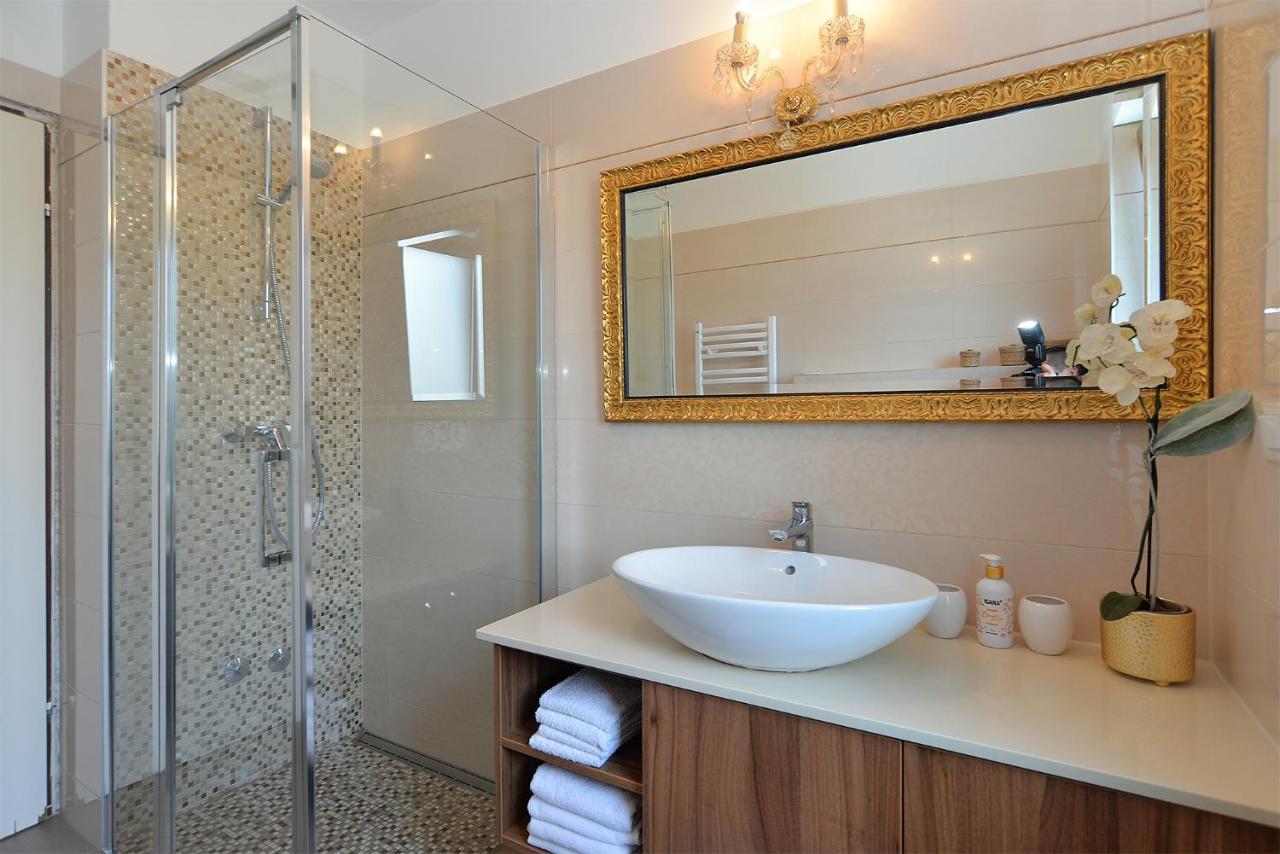 Apartments Marija 1089 Porec Exterior photo