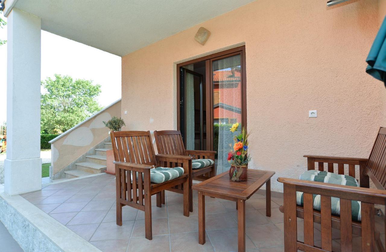 Apartments Marija 1089 Porec Exterior photo